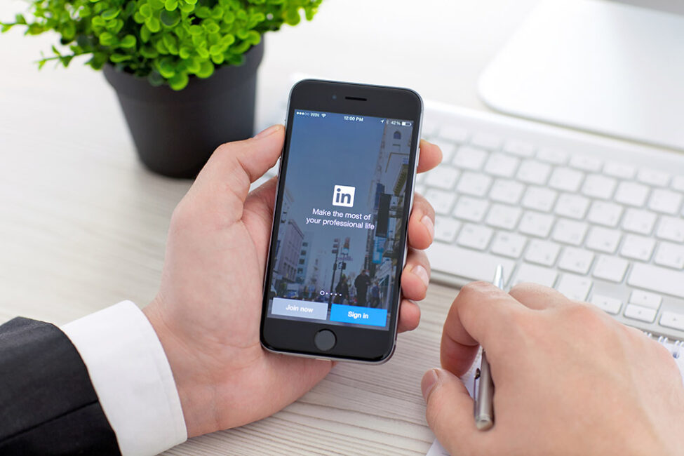Should your business be on Linkedin? Should your business be on Linkedin?
